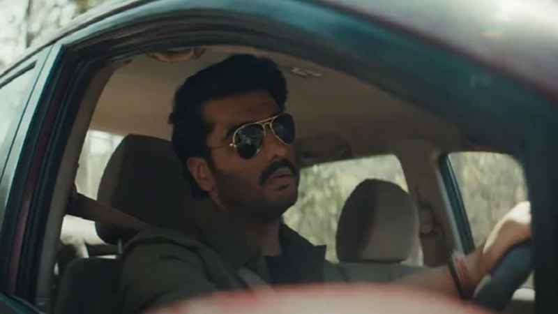 Kuttey-Movie-Download-Free.-1